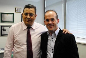 Secretário municipal dos Transportes, Cesar Roriz (dir) e o dep. estadual, Gilmaci Santos (PRB)