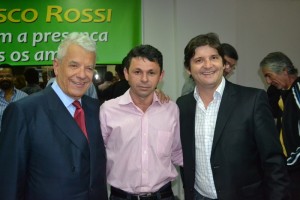 Vereador Luiz Tenório (centro), dep. est. André do Prado (dir) e o ex-prefeito de Osasco, Francisco Rossi