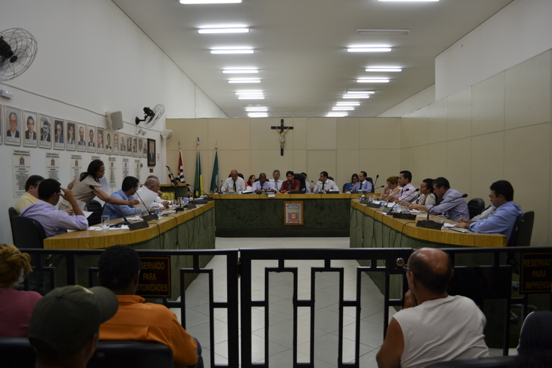 You are currently viewing Vereadores aprovam o orçamento do município para 2014