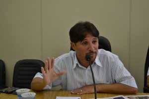 Vereador Fabinho (PSDB) critica saúde do município