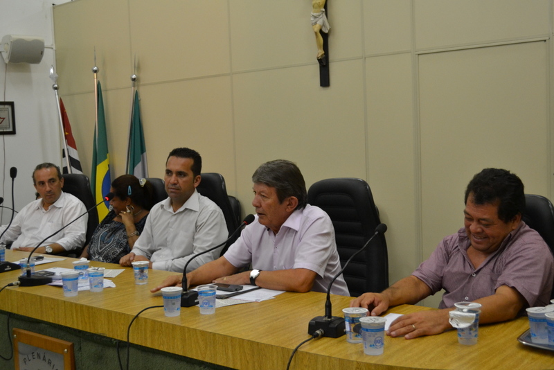 You are currently viewing Claudio Ramos debate a saúde pública municipal e estadual