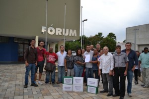 Read more about the article Movimento protocola pedido de inquérito civil contra o caos no Regional