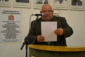 Vereador Valtinho do Ipanema cobra cumprimento de lei