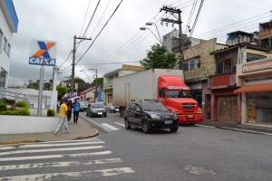 Read more about the article Trecho perigoso pode ter lombo-faixa na Vila Maria Rosa