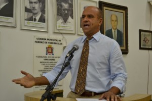 Vereador Roberto de Souza (PMDB), autor de homenagem ao Dr. Alfredo Regner