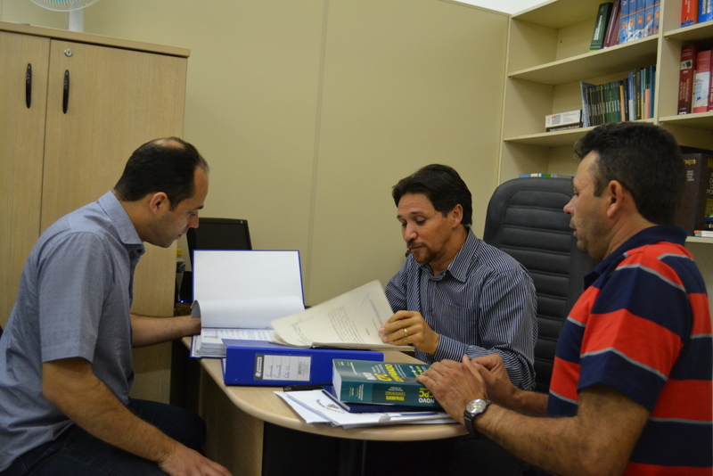 Leia mais sobre o artigo CP decide continuar investigação contra prefeito afastado