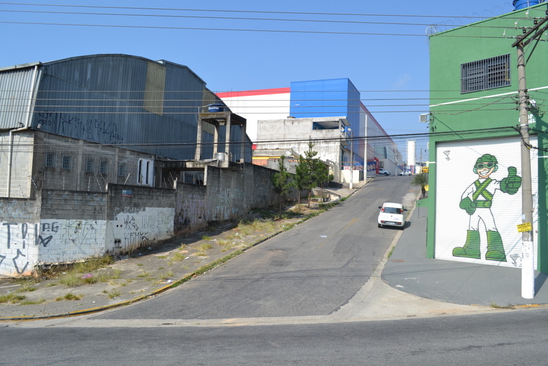 Leia mais sobre o artigo Trecho da Rua Gilda na Vila do Americano poderá ter sentido único