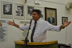 Vereador Juracy (PMDB) faz alerta sobre a falta de médicos especialistas no Regional