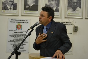 Vereador Luiz Tenório (PR) pede a ampliação de creche no Jardim Yone