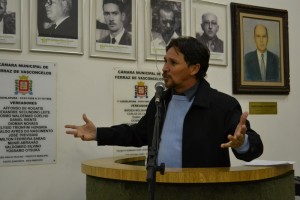 Vereador Fabinho (PMDB) manda recado a prefeito em exercício