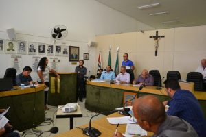 vereador-ratinho-centro-da-mesa-comanda-audencia-do-plano-diretor