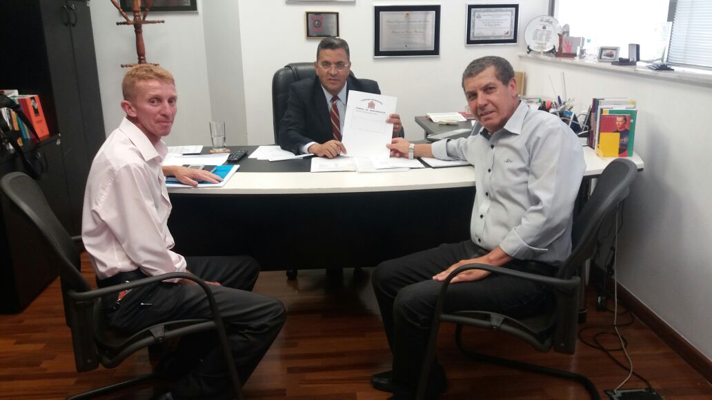 Leia mais sobre o artigo Pastor Nelson se reúne com deputados em São Paulo