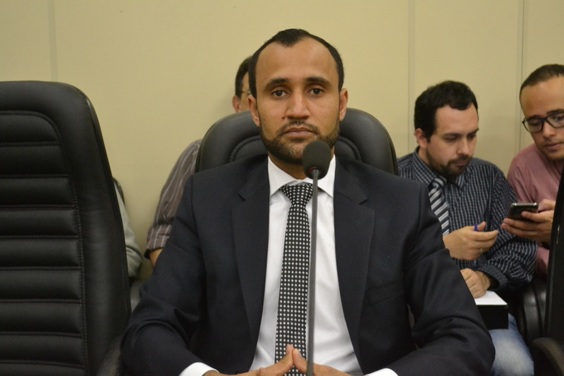 Leia mais sobre o artigo Central de Empregos para pessoas com deficiência é aprovada