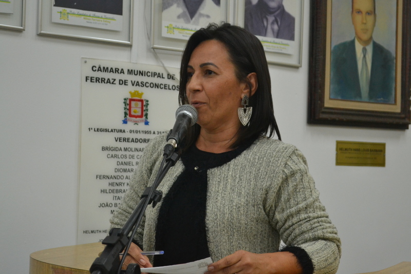 Leia mais sobre o artigo Rose Fitness comemora reforma de campo e faz emendas para reparos de espaços esportivos