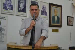 Read more about the article Em caráter excepcional, presidente da Câmara Municipal decide adiar sessão ordinária