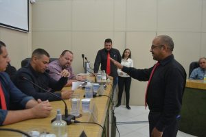 Read more about the article Ex-chefe de gabinete da Câmara, Tio Nelson assume cargo de vereador pela 1ª vez