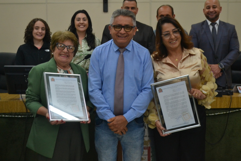 Leia mais sobre o artigo Neto do Cambiri homenageia a dona Cida Gambale por trabalho social