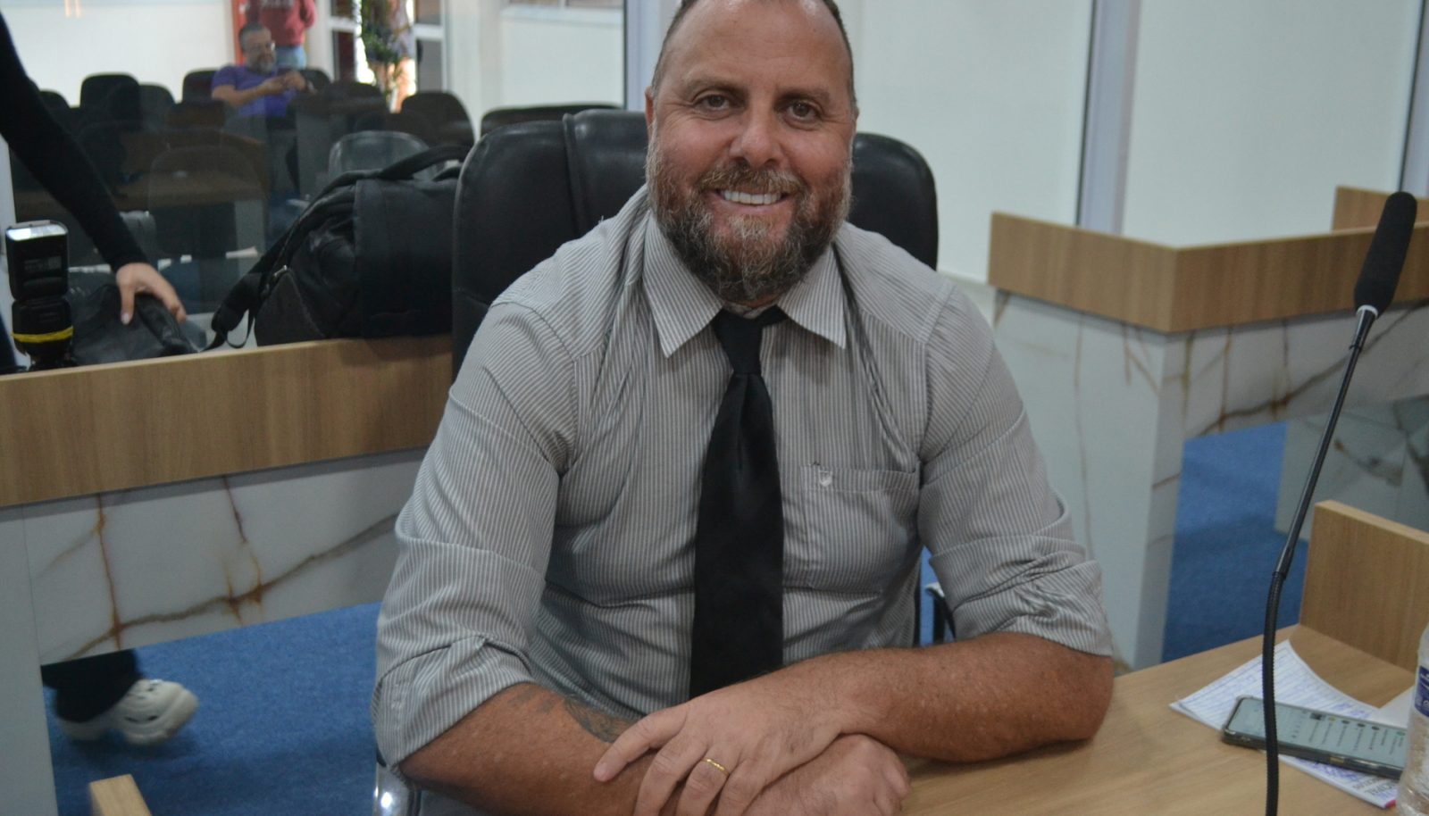 Anderson do Depósito pede construção de escola e de areninha no Jardim Yone