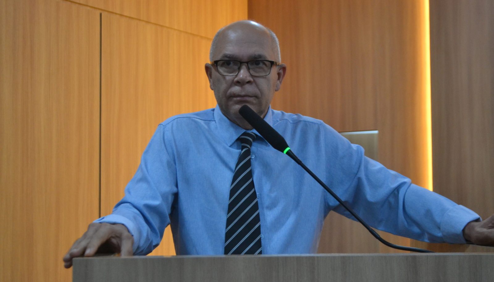Aparecido Marabraz apresenta moção de apoio ao fim da escala 6/1