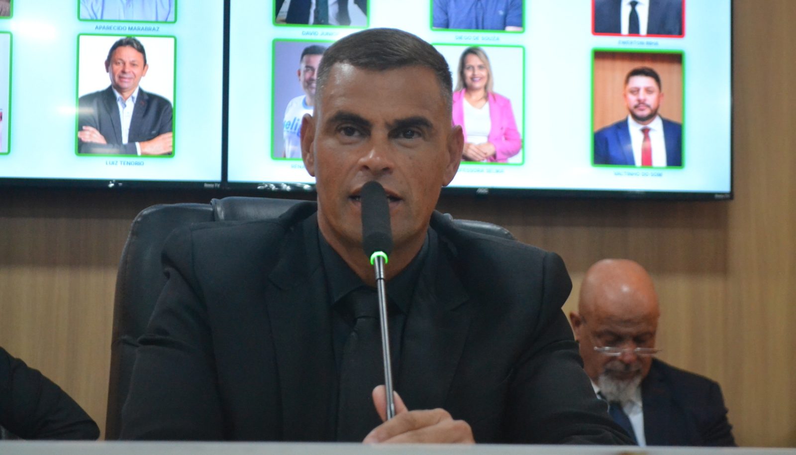 Teteco agradece o apoio no período à frente da Câmara Municipal