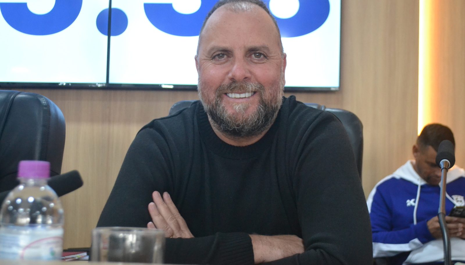 Anderson do Depósito questiona a execução de emenda para o Samu